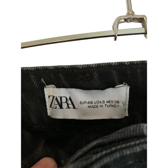 Zara Size 8 High Rise 28 Inseam Straight Leg Distressed Black Women Jean - Picture 3 of 8